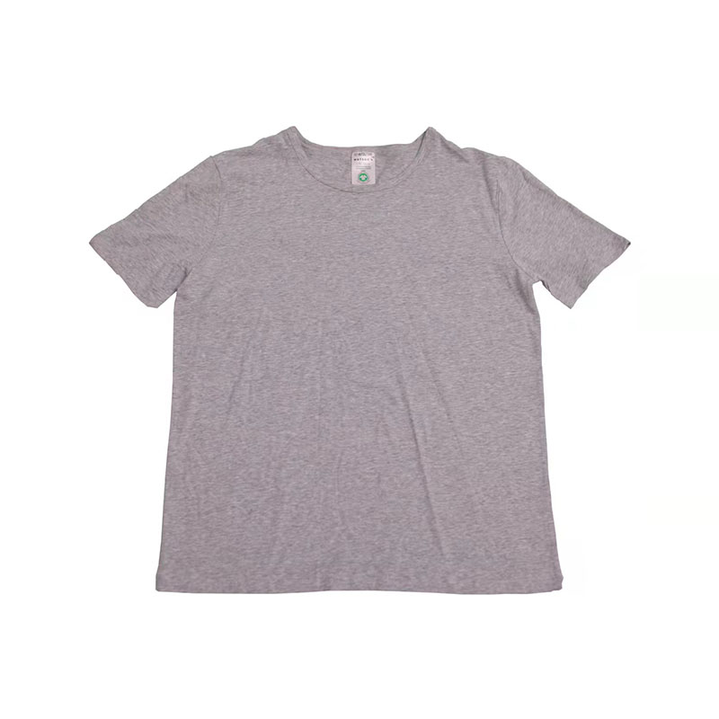 T- shirt